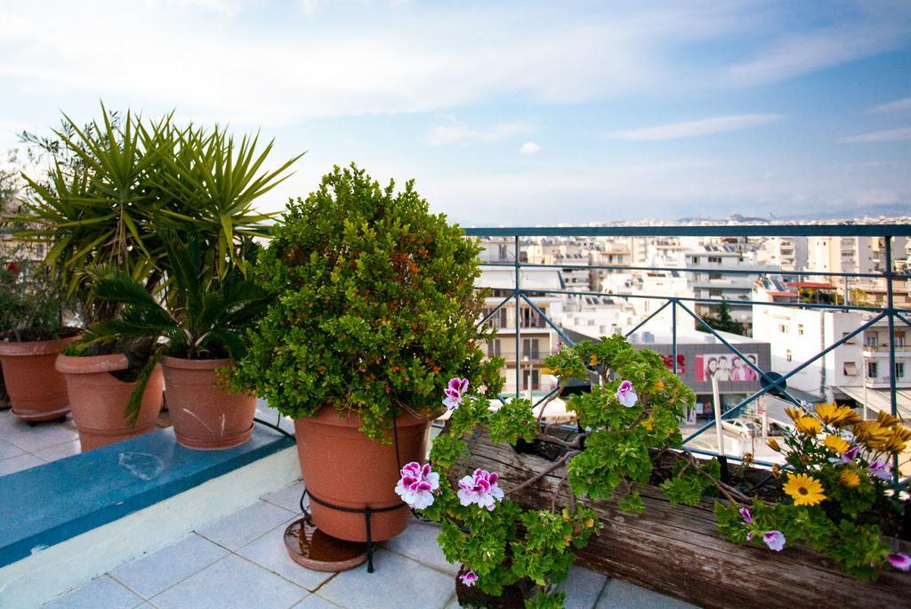 Kalypso Apartment Atene Esterno foto